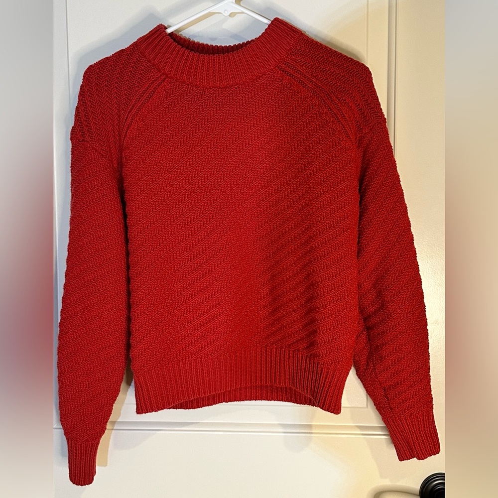 Universal Thread Red Knit Sweater XS 🍓